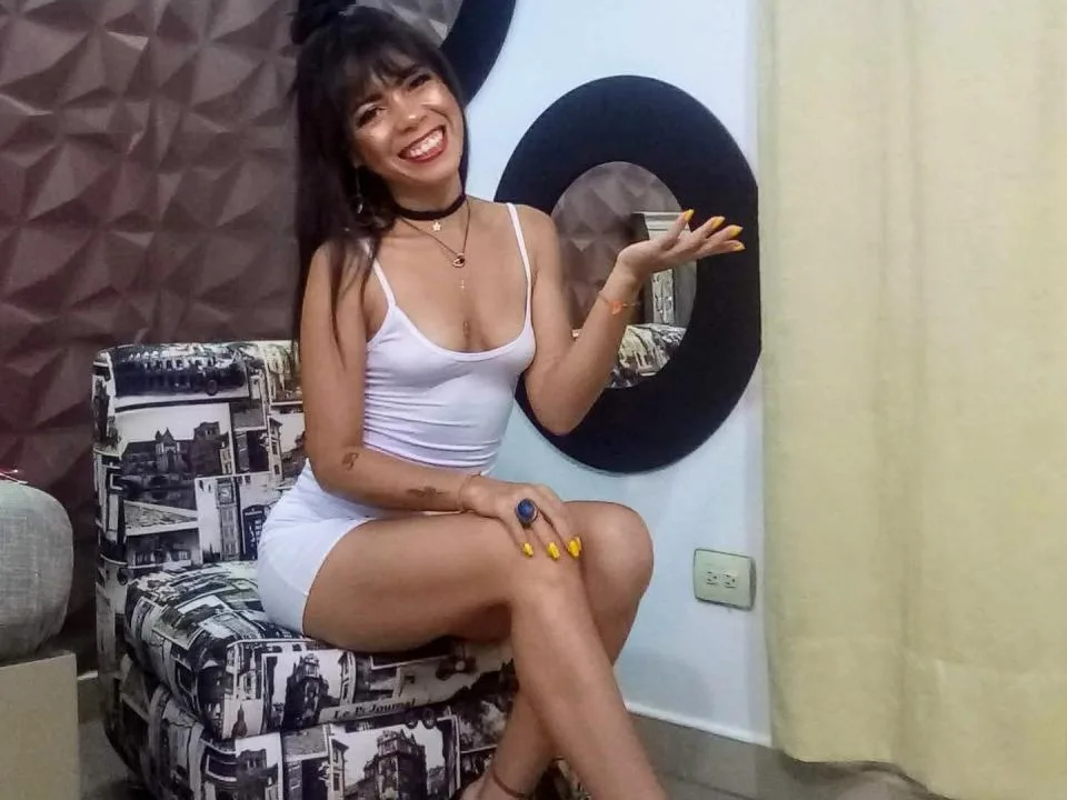 StarrAmber camgirl live amateur webcam