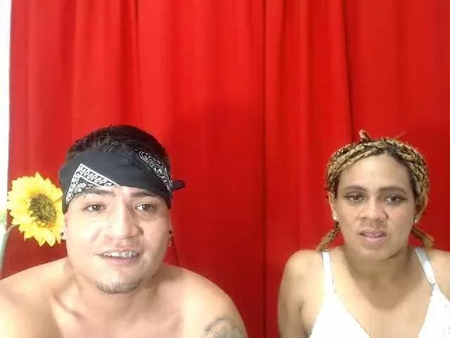 BlondyAndMax camgirl live amateur webcam