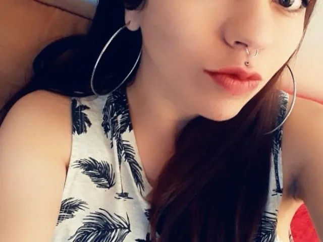 KendallDolly69 camgirl live amateur webcam