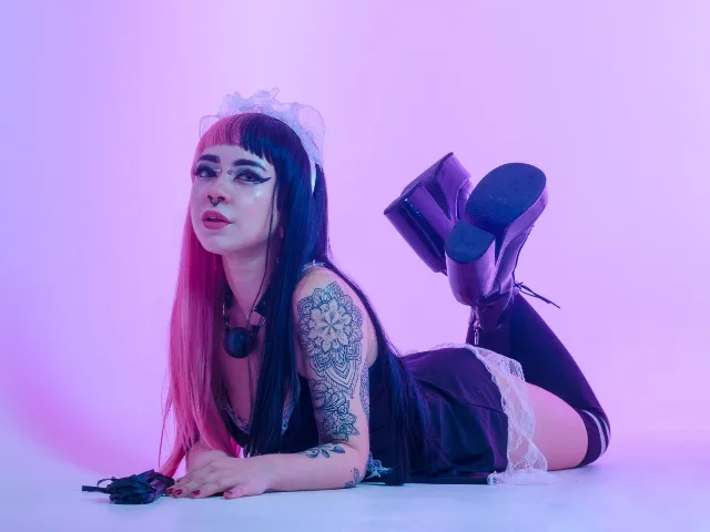 KyleFord camgirl live amateur webcam