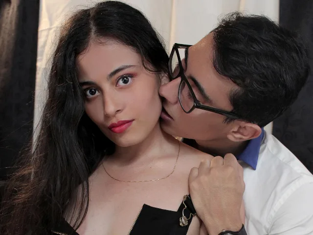 SaraaNJack camgirl live amateur webcam