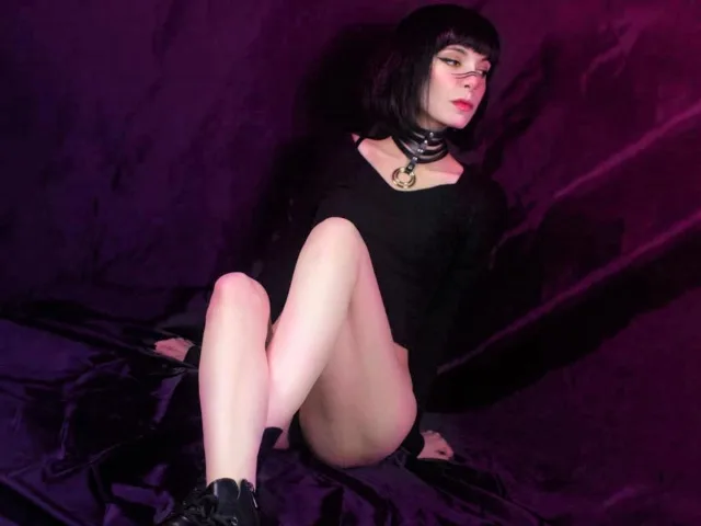 ZoeRobberts camgirl live amateur webcam