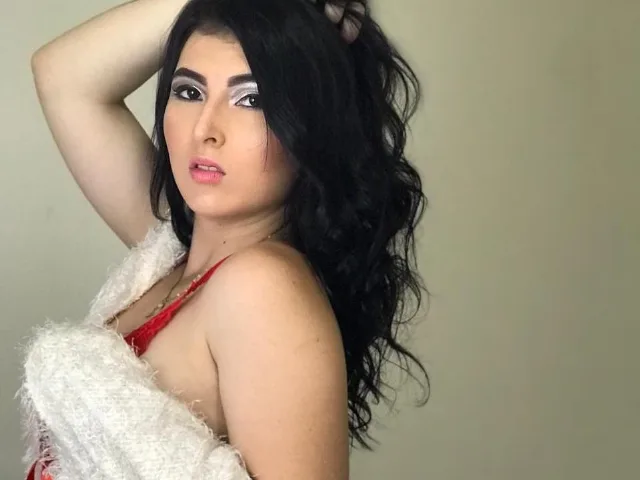 NiaPonse camgirl live amateur webcam