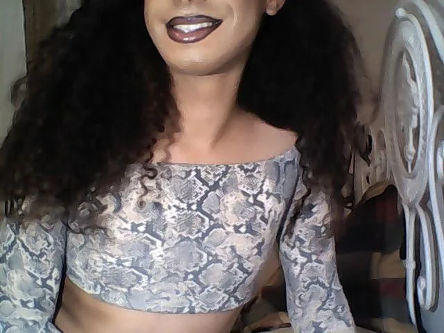 VioletaSoyer camgirl live amateur webcam
