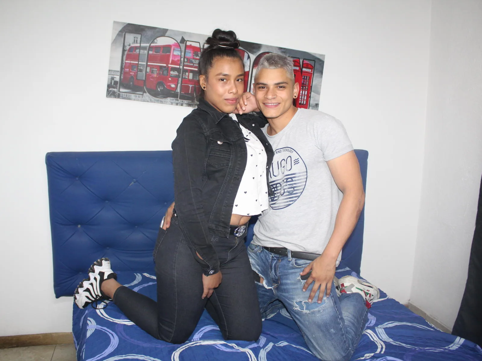 AngelAnMonicA camgirl live amateur webcam