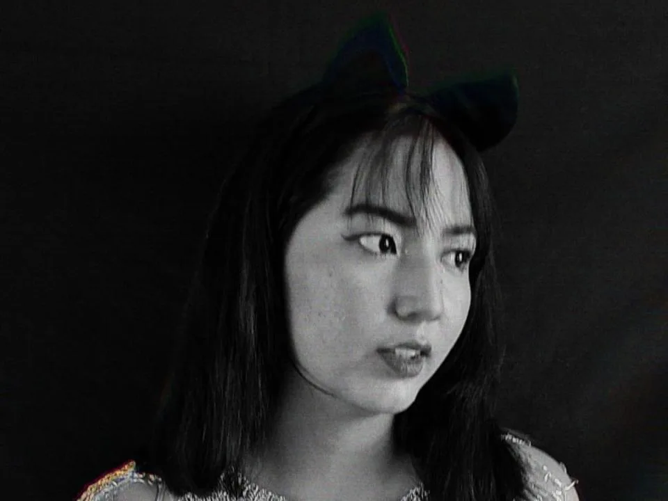 AkiraCherry camgirl live amateur webcam
