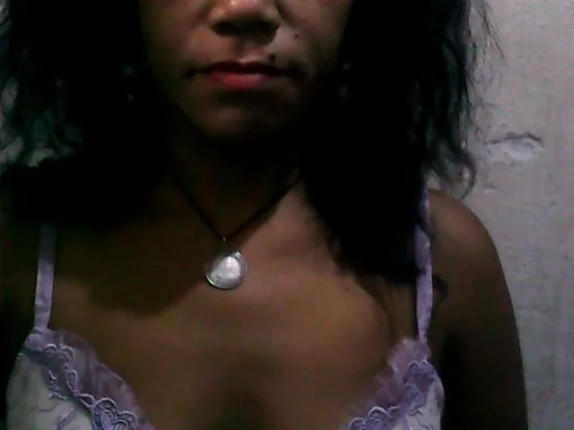 Sacresse camgirl live amateur webcam