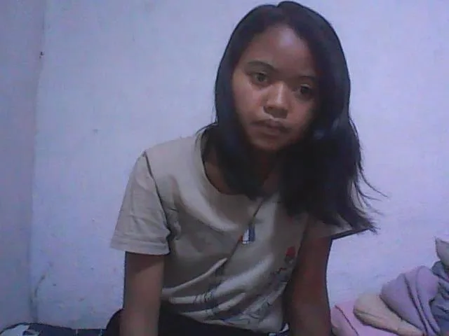 Mariellah camgirl live amateur webcam