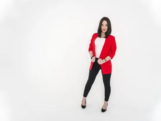 MillaQueen camgirl live amateur webcam