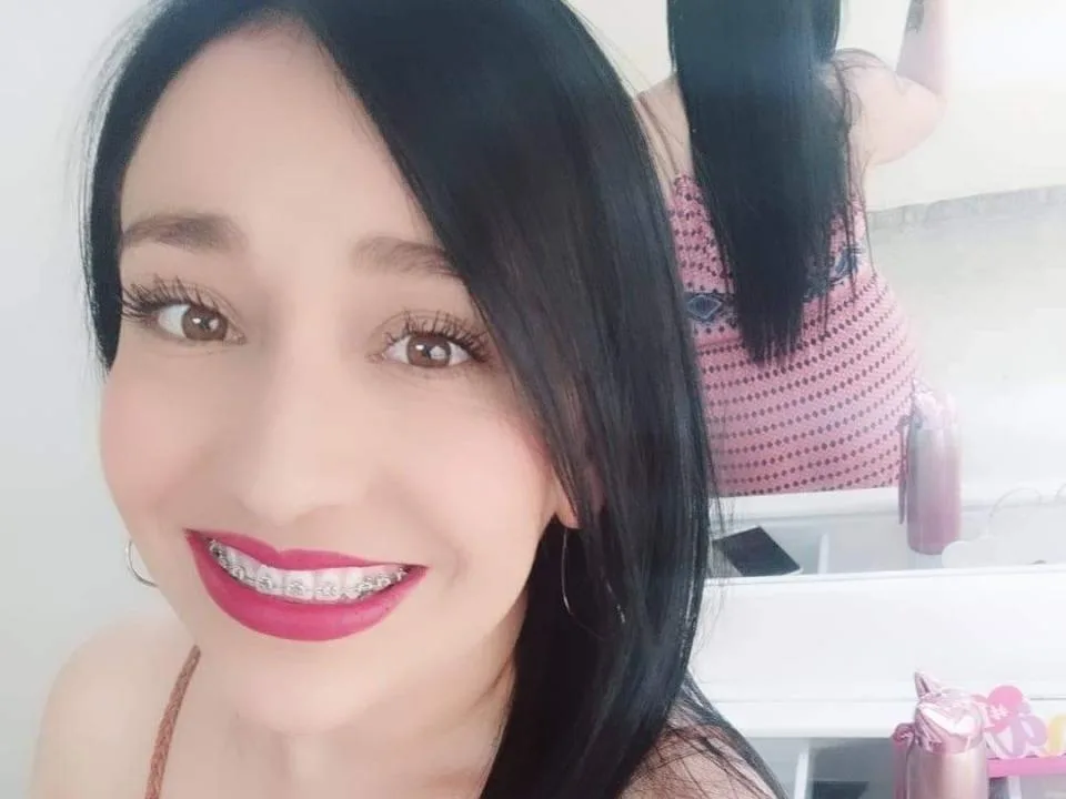 JulianaBianco camgirl live amateur webcam