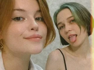 AnnetteNAmie camgirl live amateur webcam