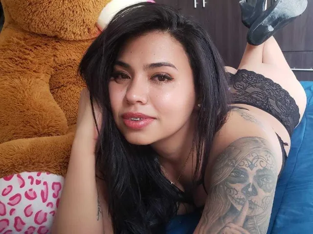 SkarlettSex camgirl live amateur webcam