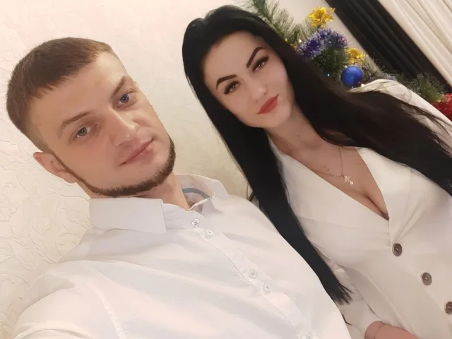 BobbyCheryl camgirl live amateur webcam