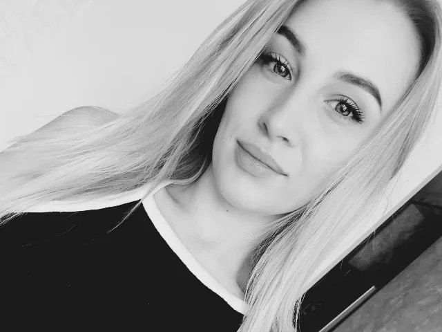 MollyAndLeks camgirl live amateur webcam