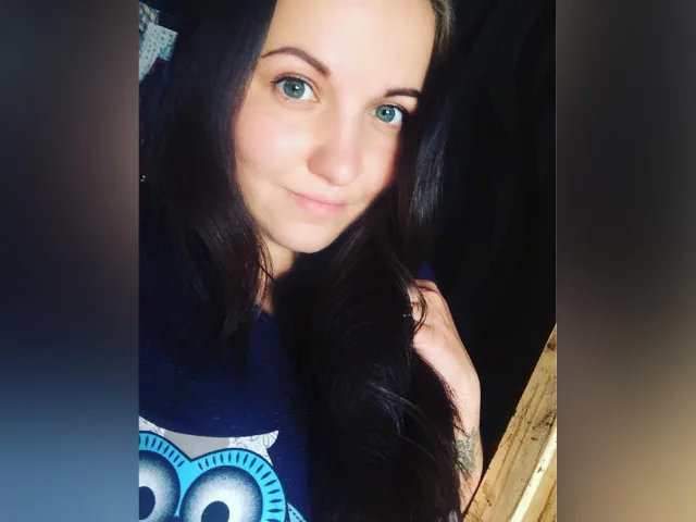 FreshBecky camgirl live amateur webcam