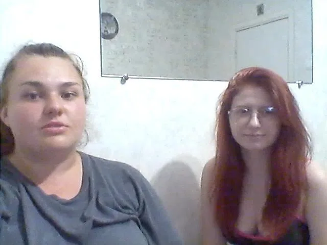 BeverlyKristine camgirl live amateur webcam