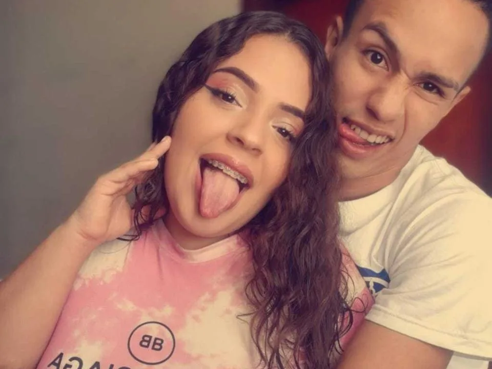 Hillarymax69 camgirl live amateur webcam