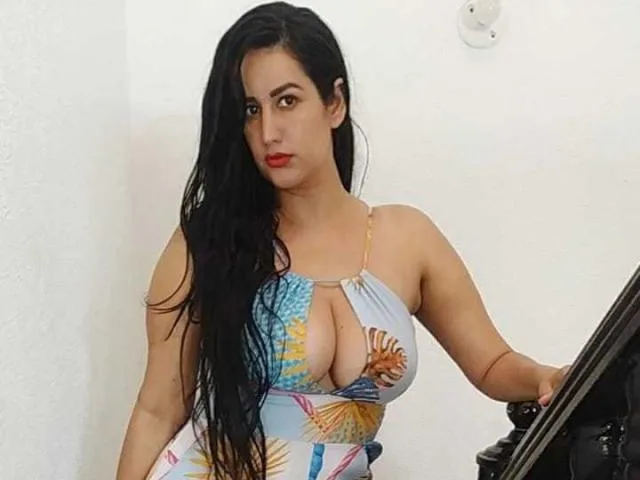 KeilyQueenish camgirl live amateur webcam