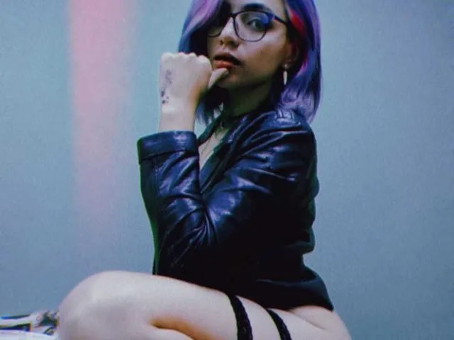 DaenerysMistress camgirl live amateur webcam