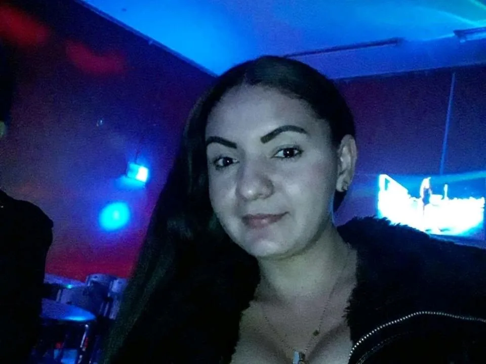 KataAnne camgirl live amateur webcam