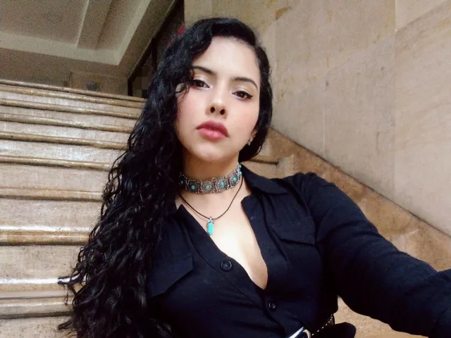 ElyPeach camgirl live amateur webcam