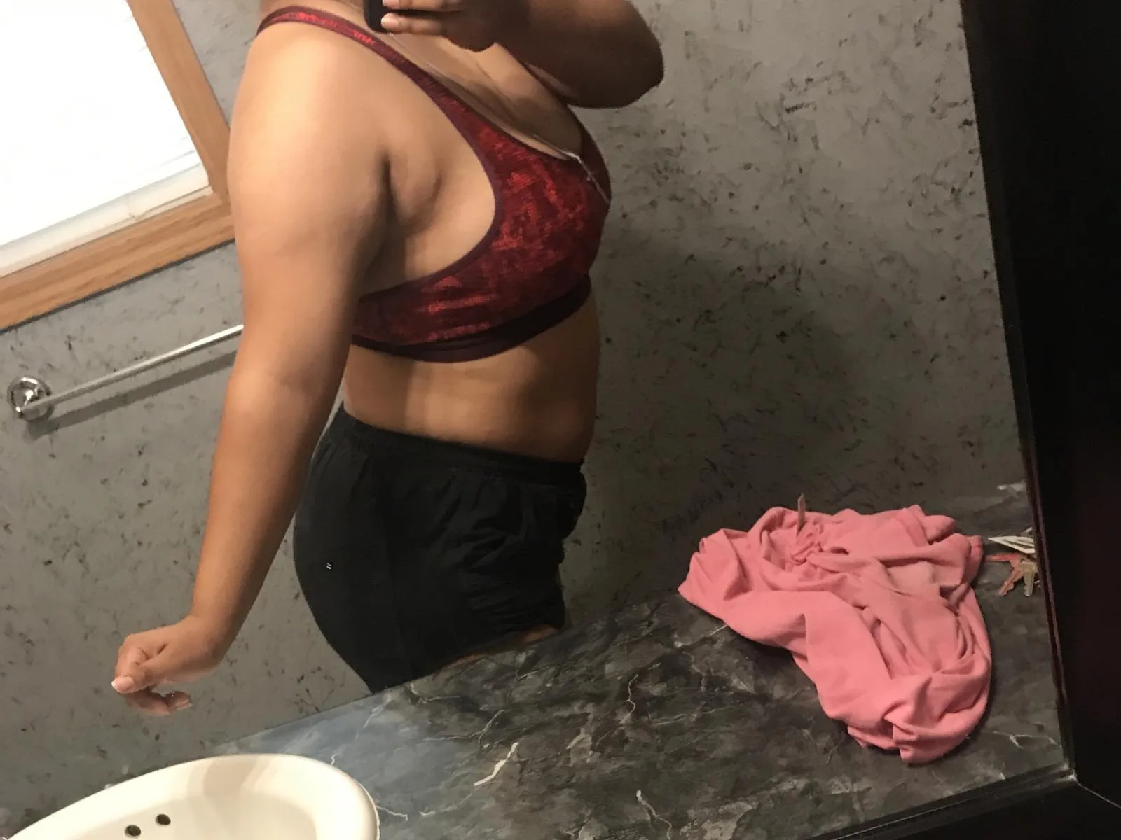 Jennytwenty camgirl live amateur webcam