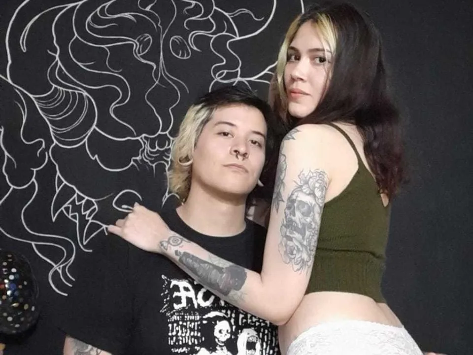 AteneaAndAres camgirl live amateur webcam