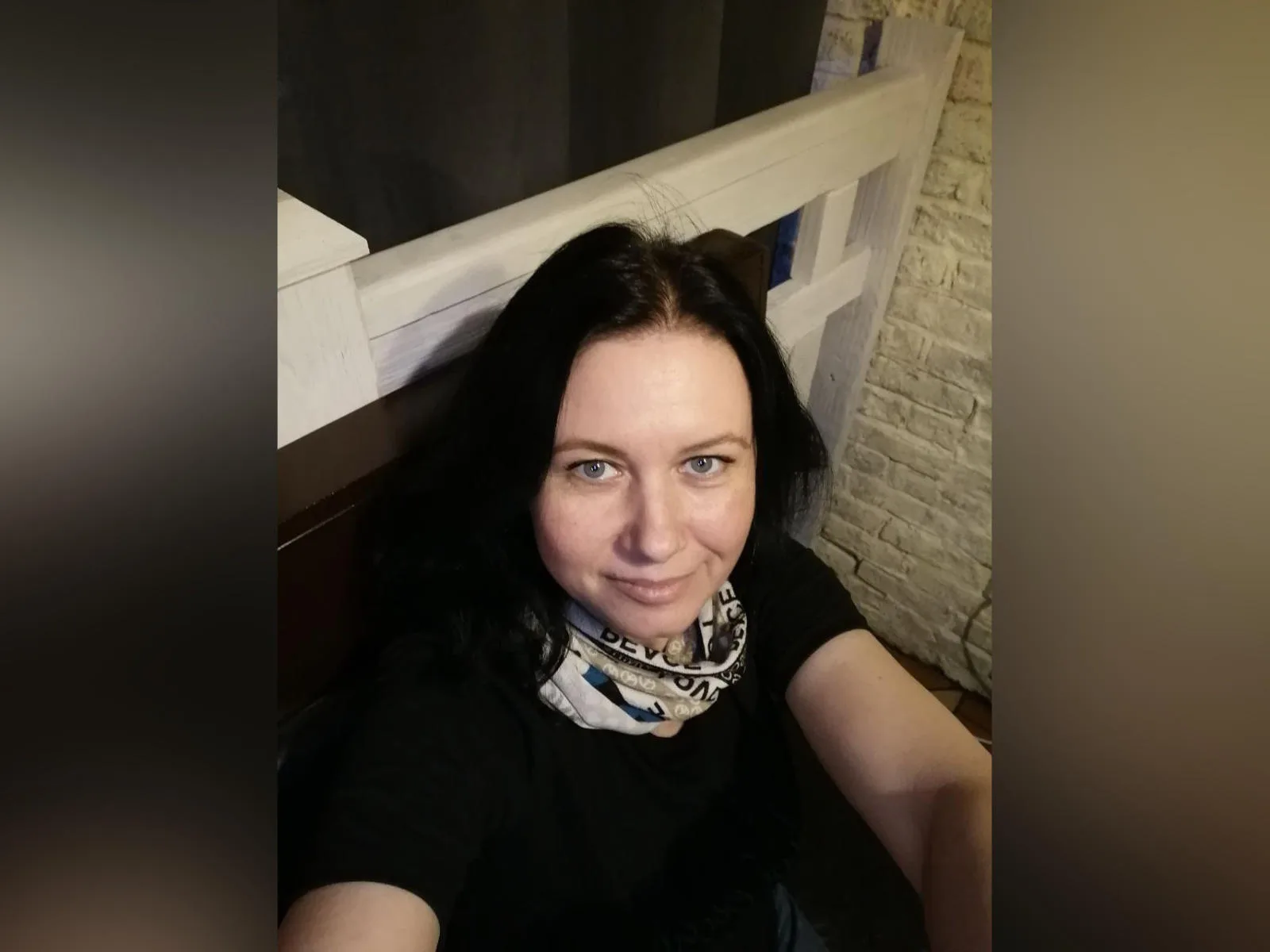 LuxViolla camgirl live amateur webcam