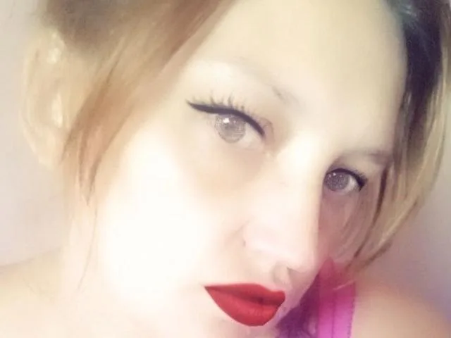 Millana69 camgirl live amateur webcam