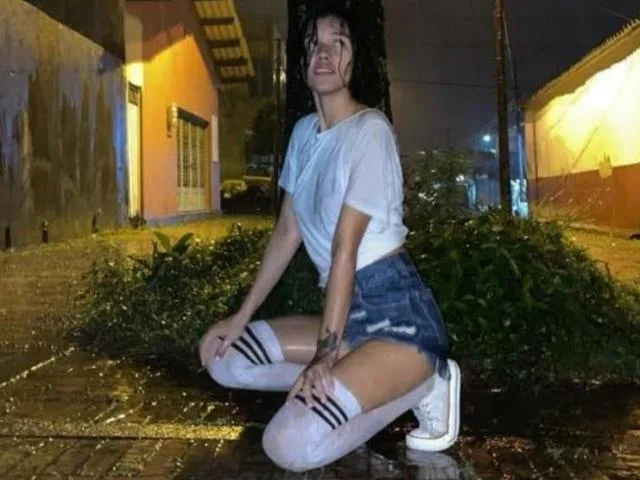 KatrynaHot69 camgirl live amateur webcam