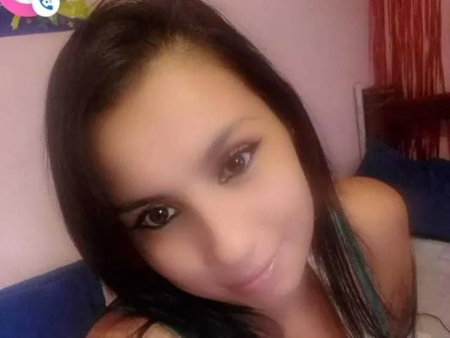 PaulaPeligro camgirl live amateur webcam