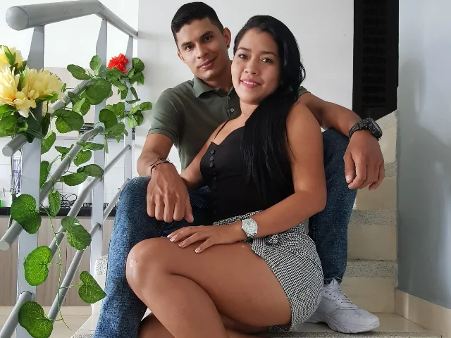 LatinCoupleGreat camgirl live amateur webcam