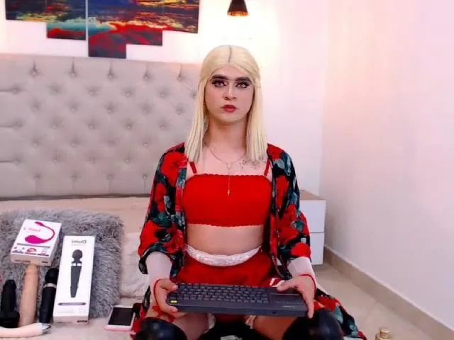 LorensPeers camgirl live amateur webcam
