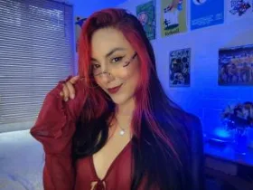 AmyStreetwise69 camgirl live amateur webcam