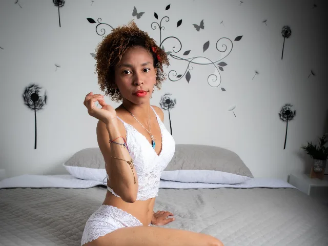 ShaniceDupont camgirl live amateur webcam