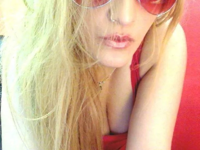 Cloye69 camgirl live amateur webcam