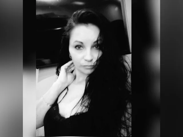 LartediaX camgirl live amateur webcam