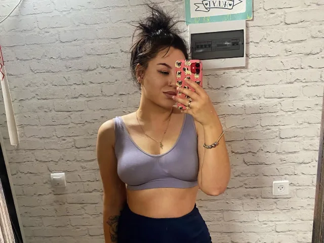 AsoliFantasy camgirl live amateur webcam