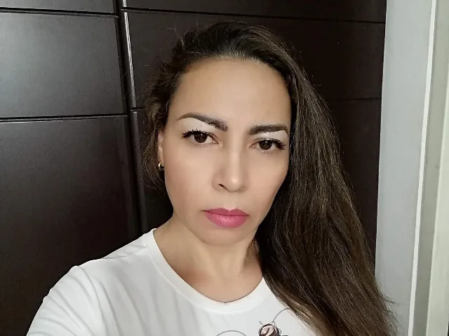 SofyGray camgirl live amateur webcam