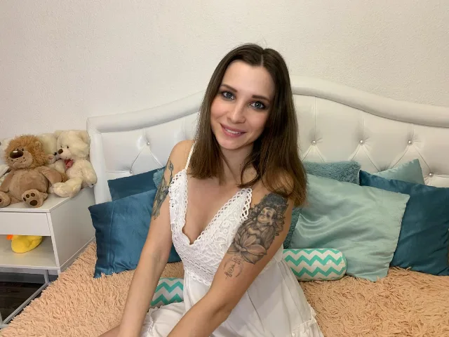 AgataWade camgirl live amateur webcam