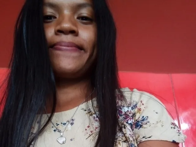SexyShaima camgirl live amateur webcam