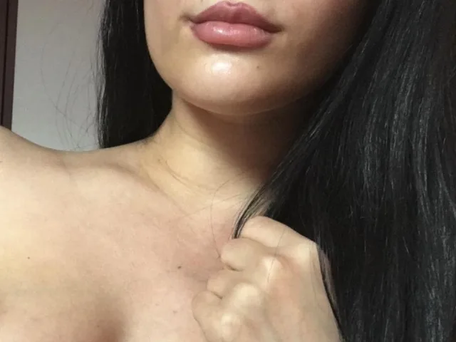 Ronina camgirl live amateur webcam