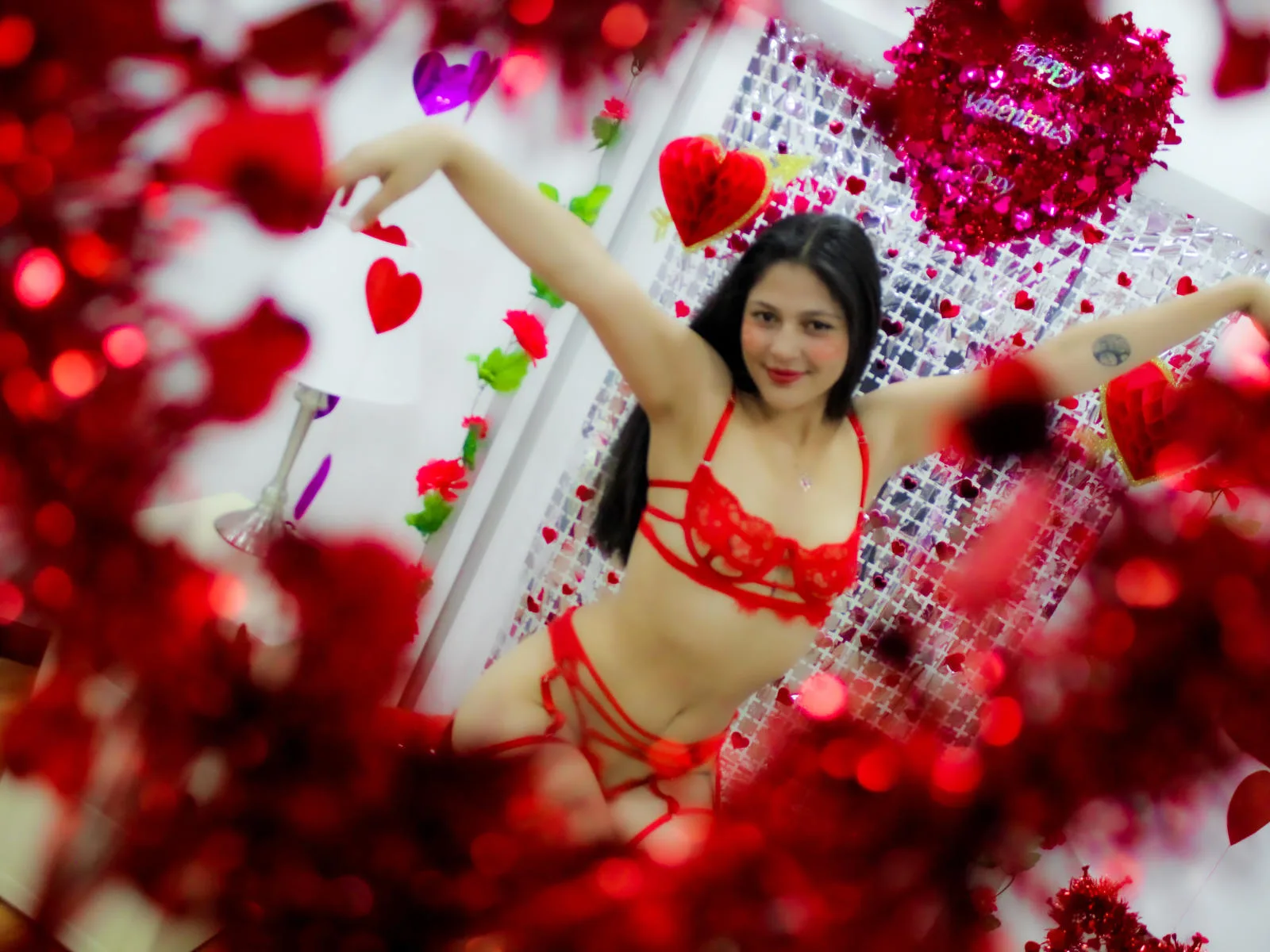 AliceStonie camgirl live amateur webcam