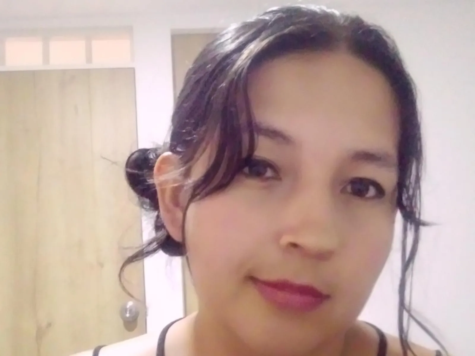 KarlaTailer camgirl live amateur webcam