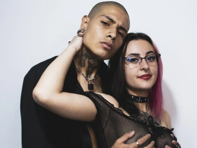 MitchAndJanies camgirl live amateur webcam