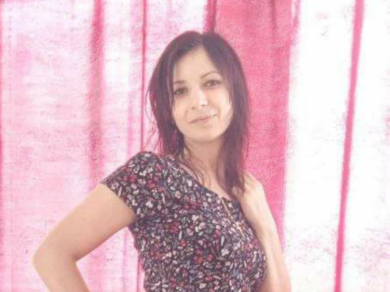 MelElvine camgirl live amateur webcam