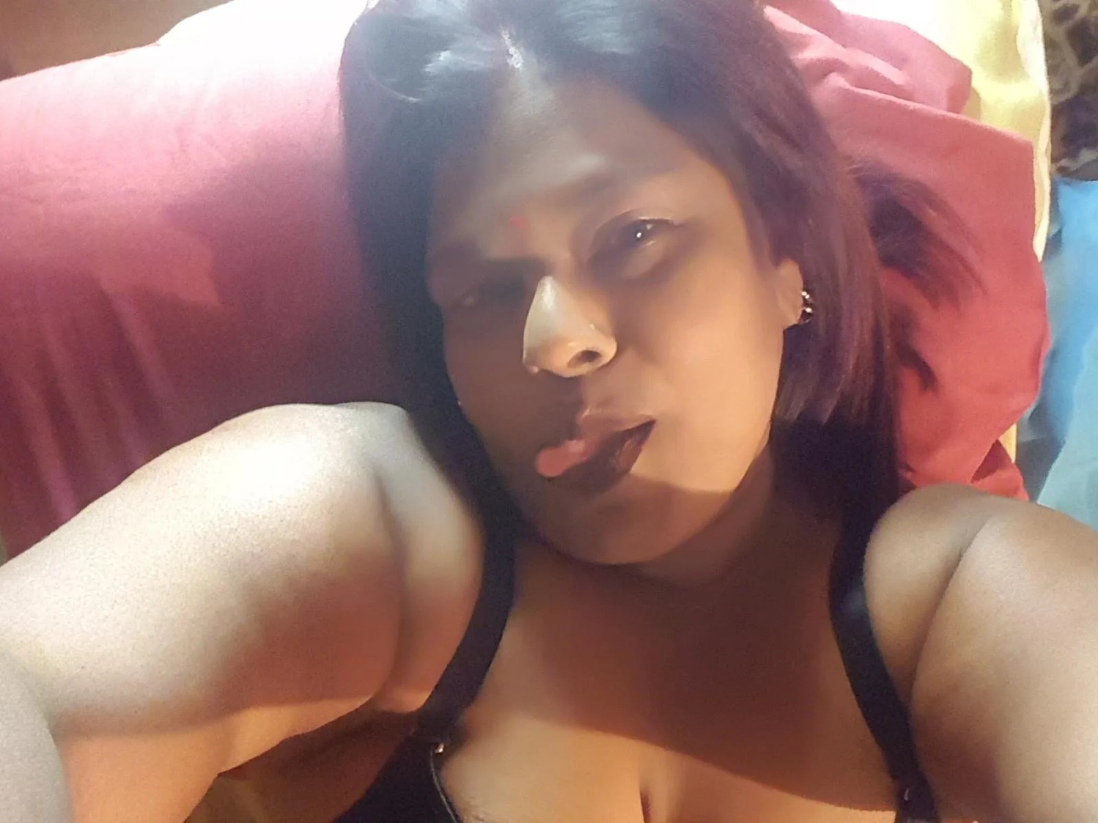 SpicyIndian camgirl live amateur webcam
