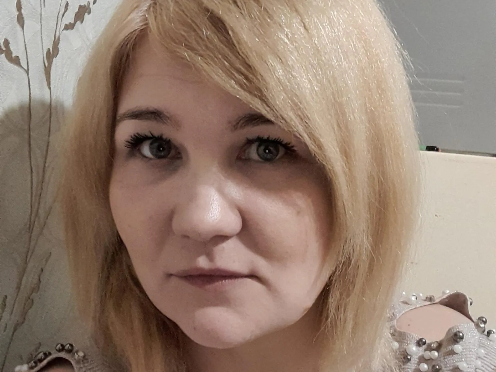 BessyMaribelle camgirl live amateur webcam