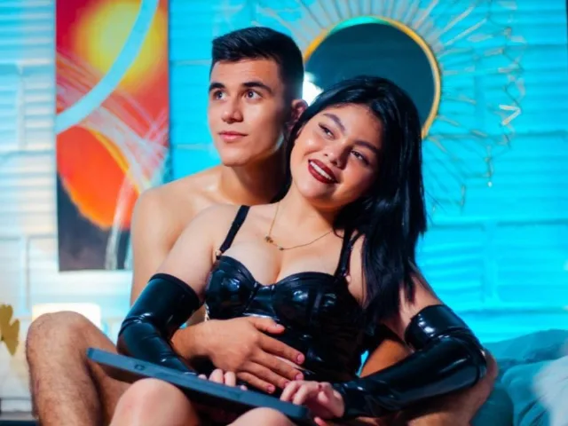 AbrilandAustin camgirl live amateur webcam