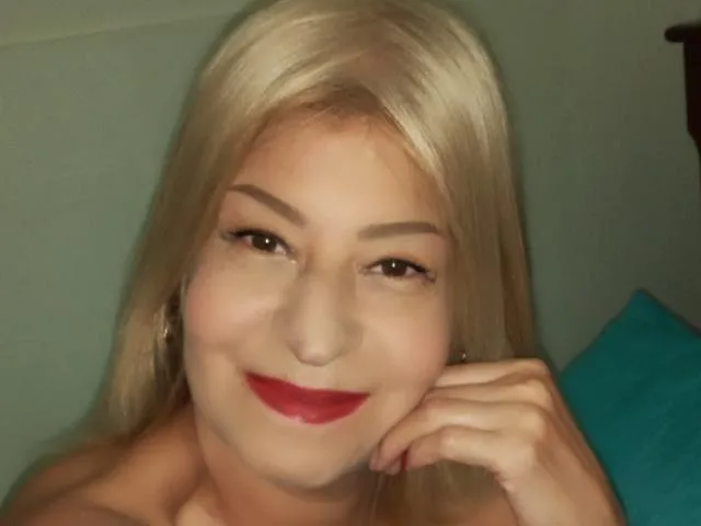 KarlaSmithy camgirl live amateur webcam